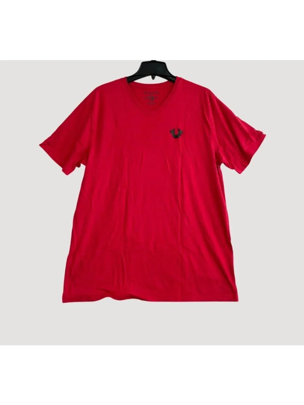 True Religion Men's XL Red V-Neck T-Shirt 100% Cotton Casual Tee P0217